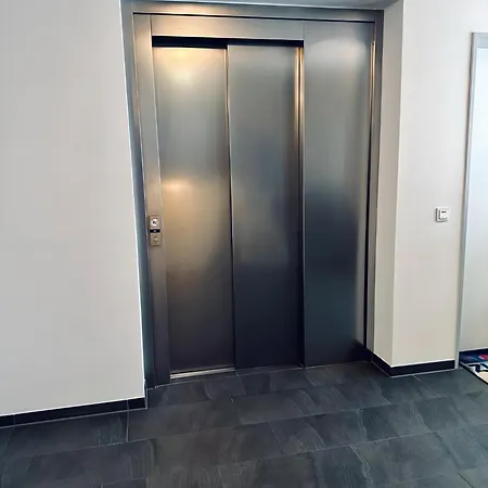 Am Citybogen Aufzug & Loggia Appartamento